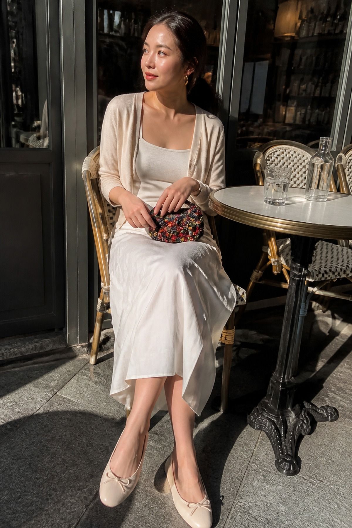 Woman wearing a midi skirt with ballet flats